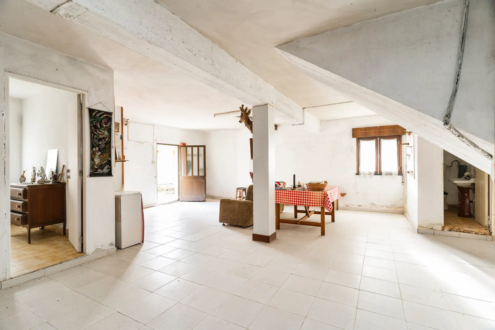 House — 2 ch. — Arrabal