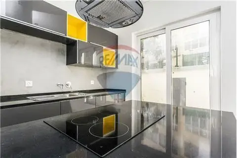 Apartment — 1 ch. — Avenidas Novas