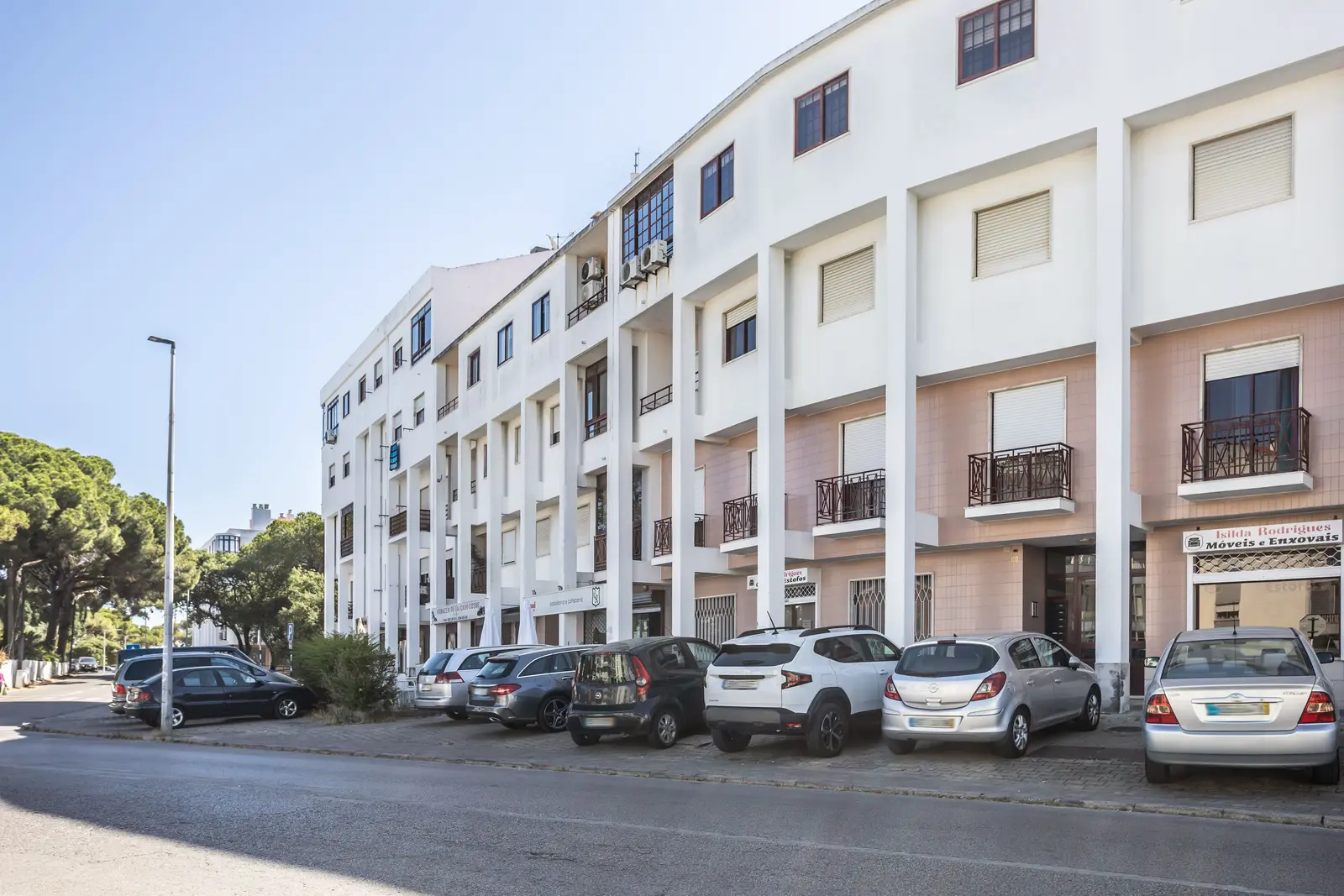 Apartment — 3 ch. — Amora