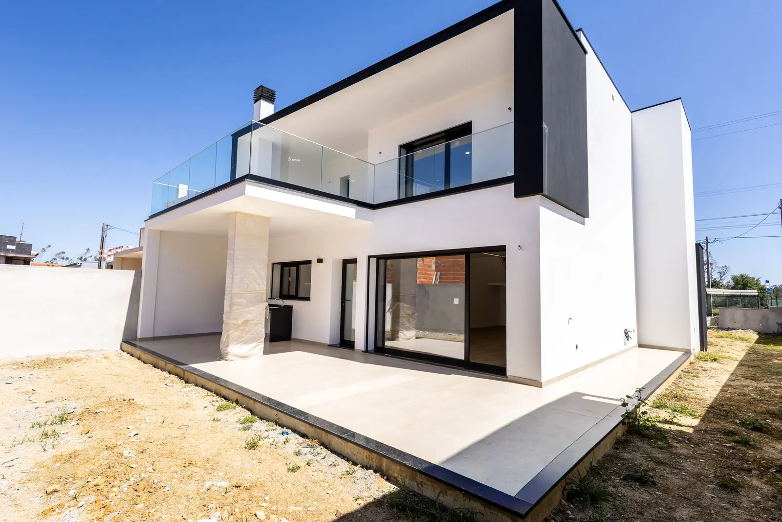 House — 4 ch. — Maceira Lra