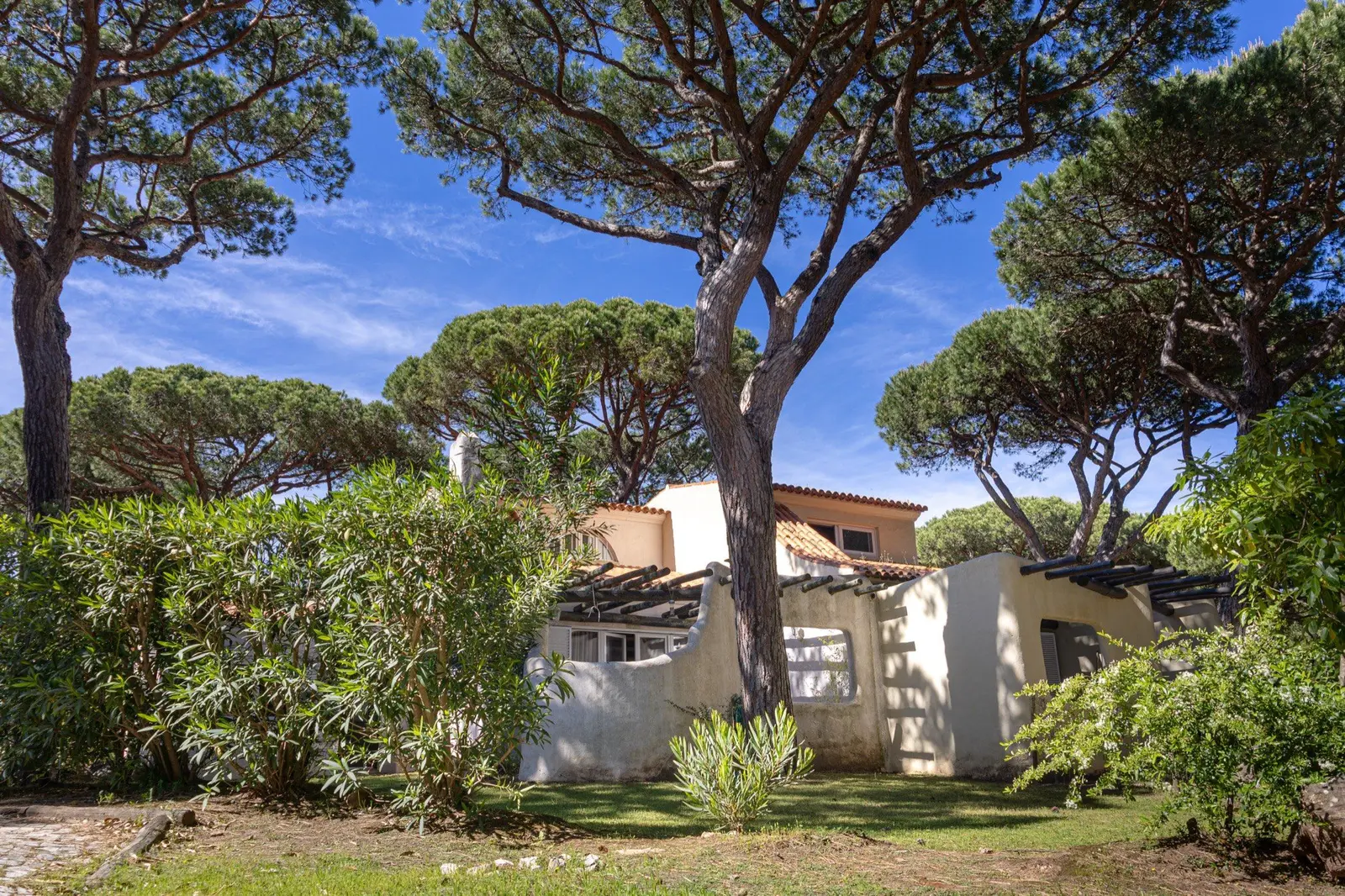House — 2 ch. — Cascais