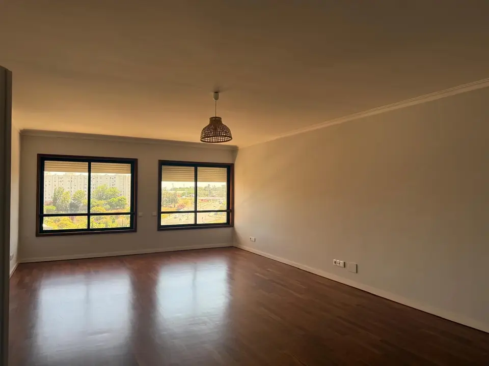 Apartment — 4 ch. — Lisboa