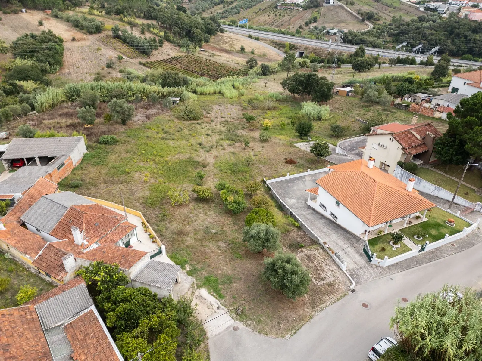 Commercial — Casal de Matos