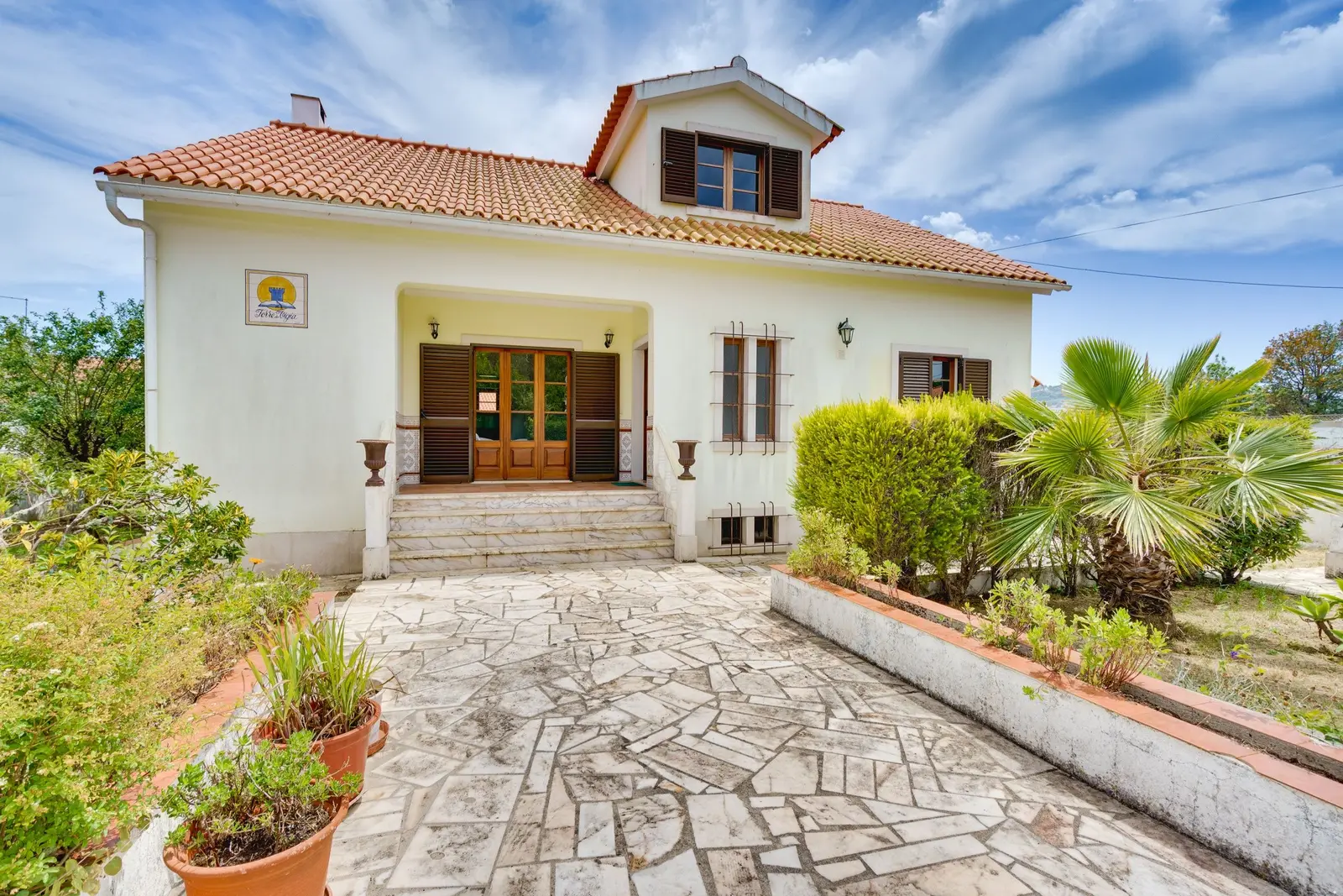 House — 4 ch. — Colares