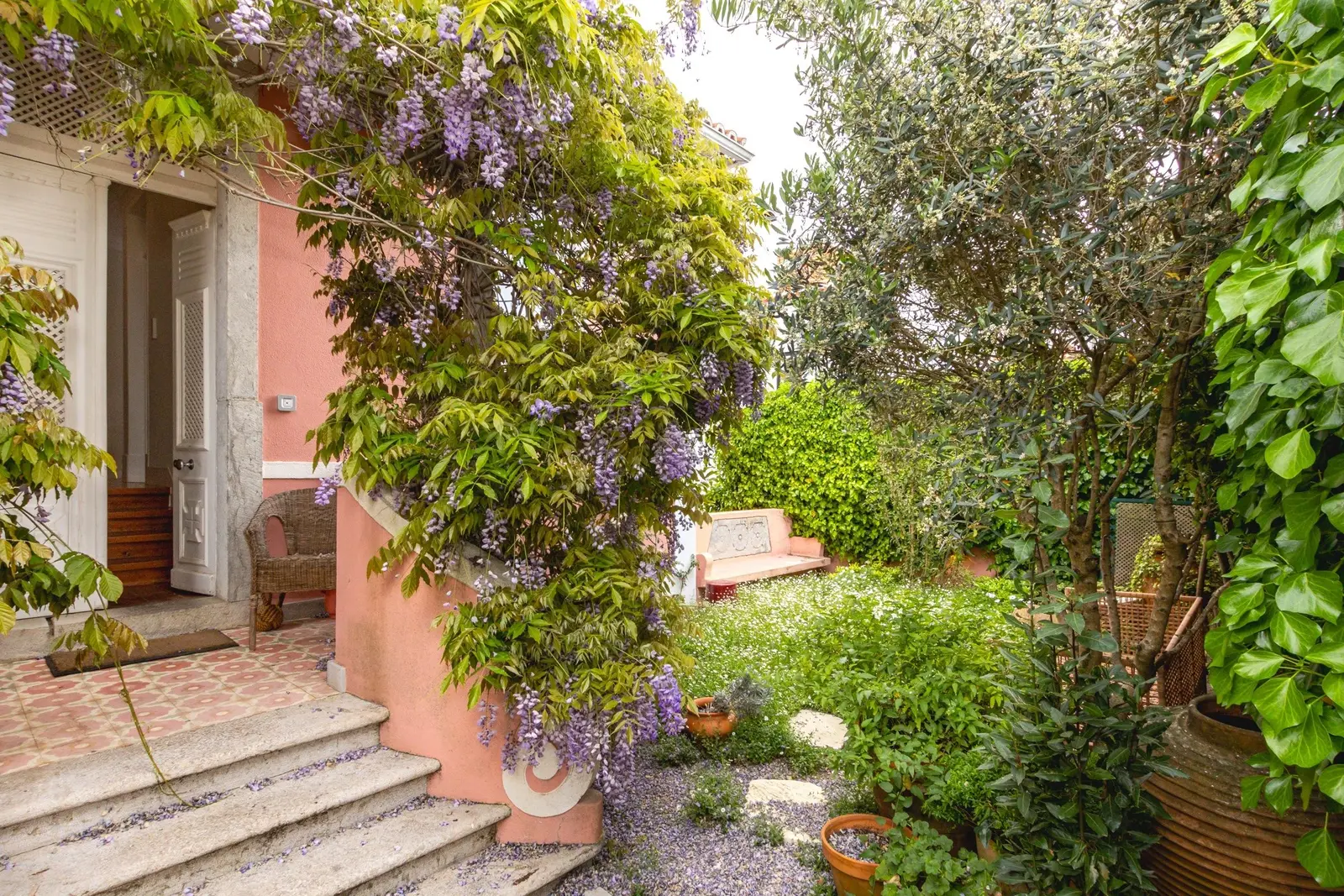 House — 4 ch. — Estoril