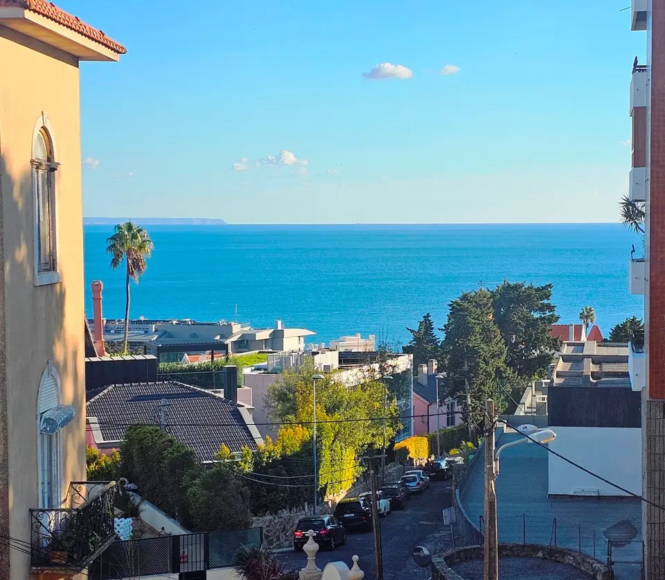 Apartment — 3 ch. — Estoril