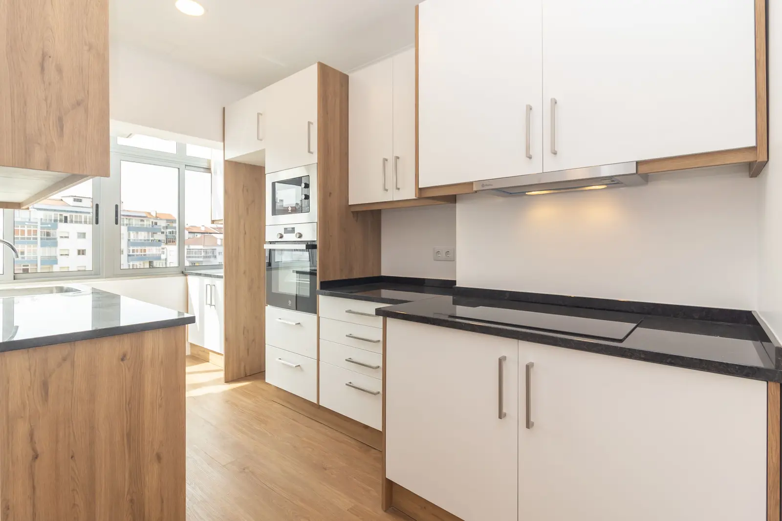 Apartment — 2 ch. — Almada