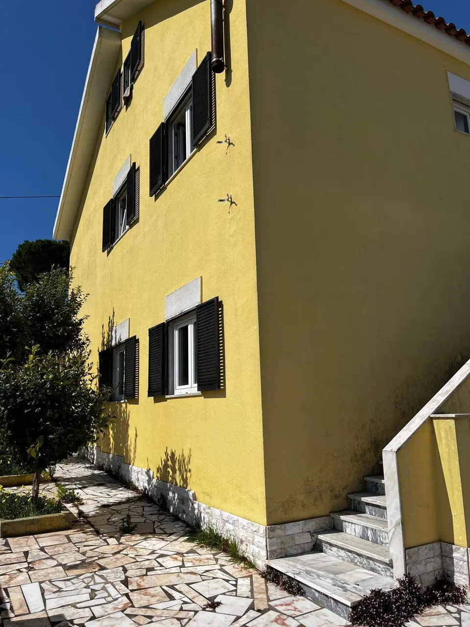 House — 6 ch. — Porto Salvo