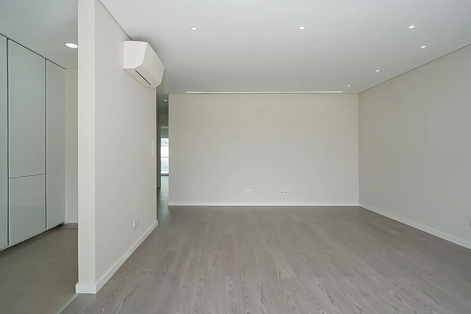 Apartment — 2 ch. — Póvoa De Santo Adrião
