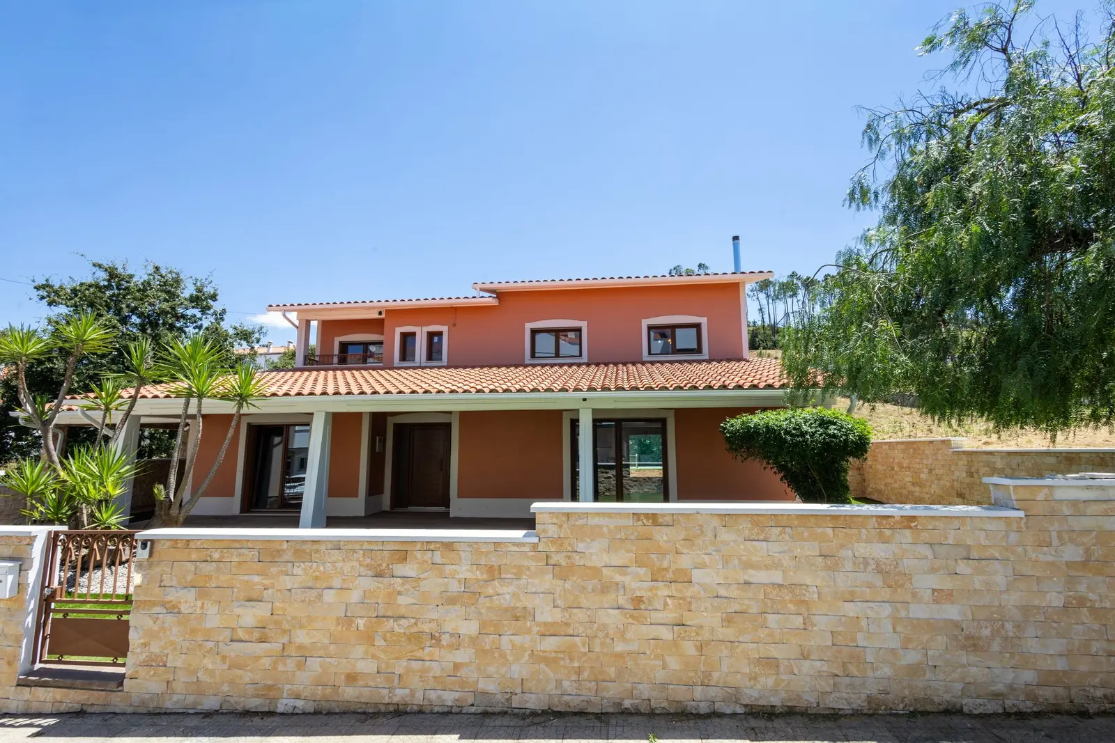 House — 4 ch. — Leiria