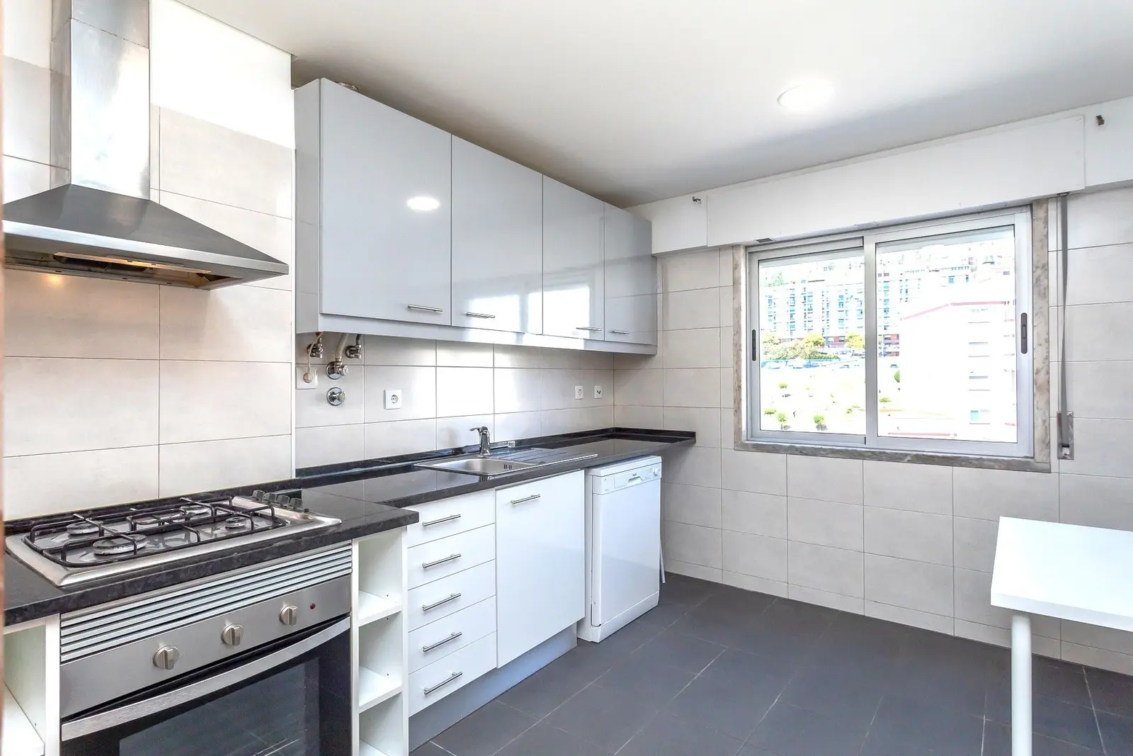 Apartment — 3 ch. — Queluz