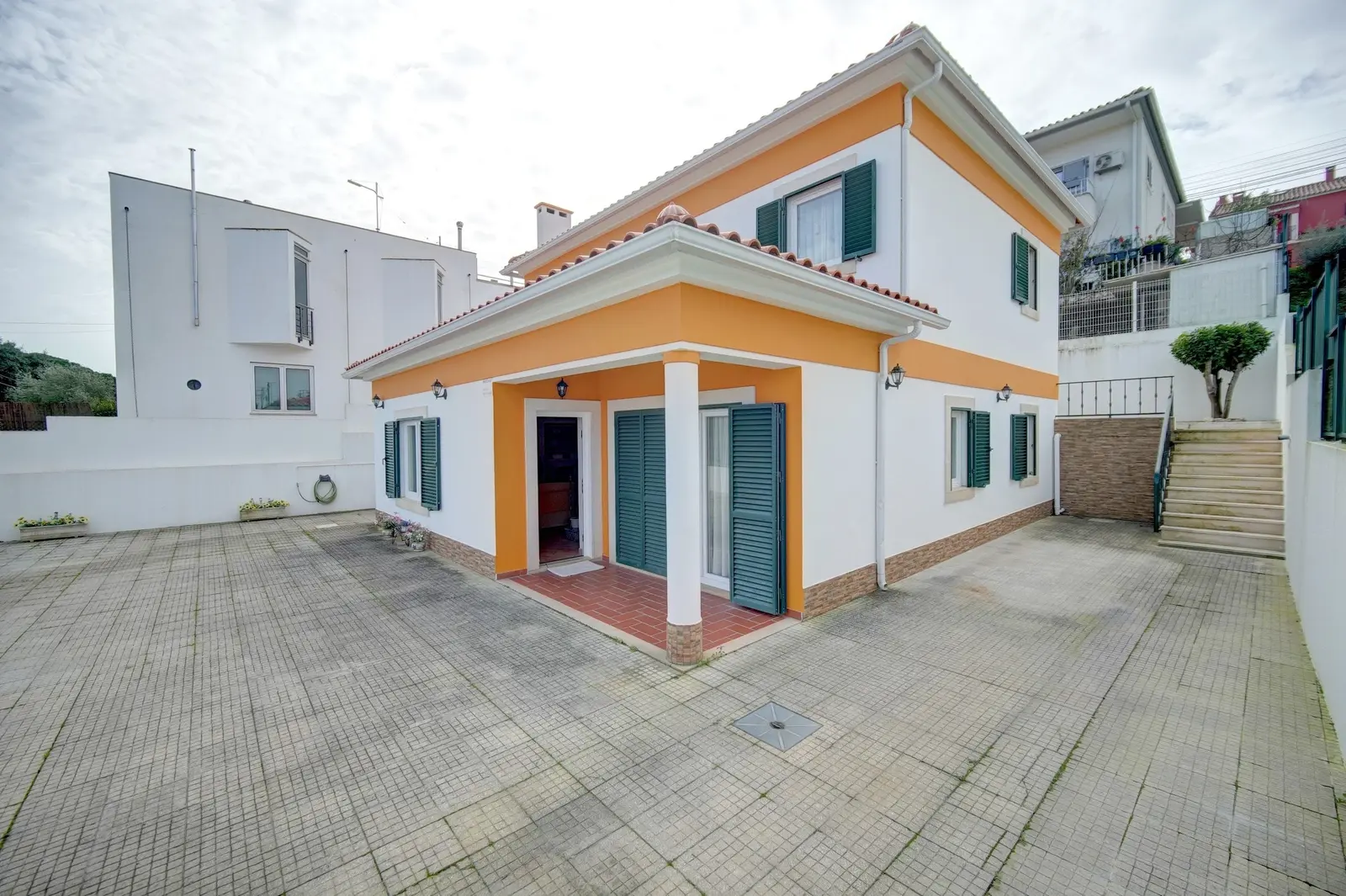 House — 3 ch. — Sesimbra