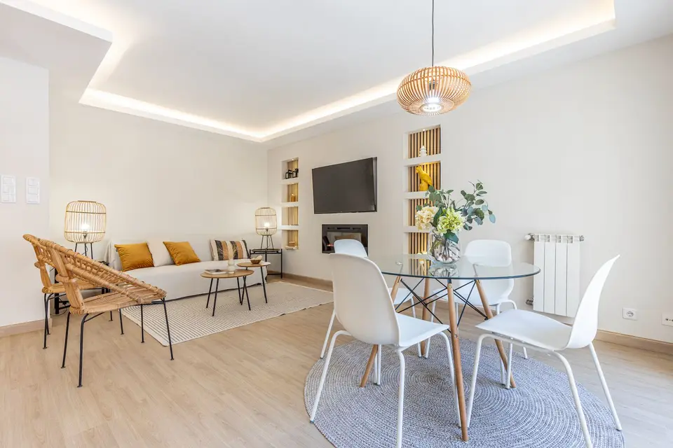 Apartment — 2 ch. — Amadora