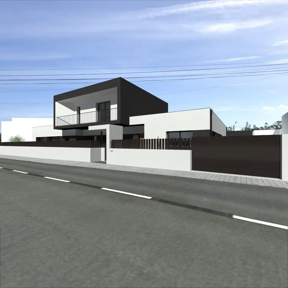 Commercial — Leiria