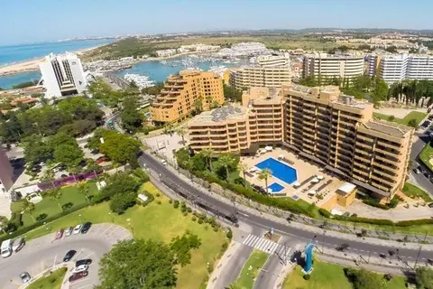 Apartment — 1 ch. — Quarteira