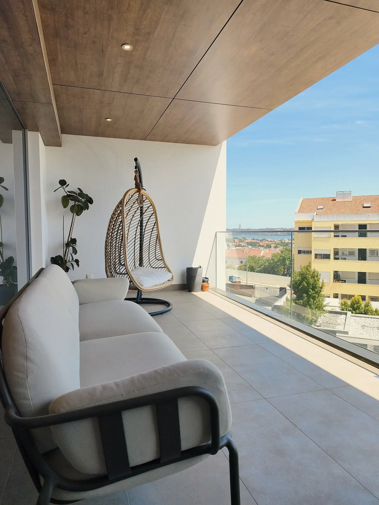 Apartment — 3 ch. — Algés