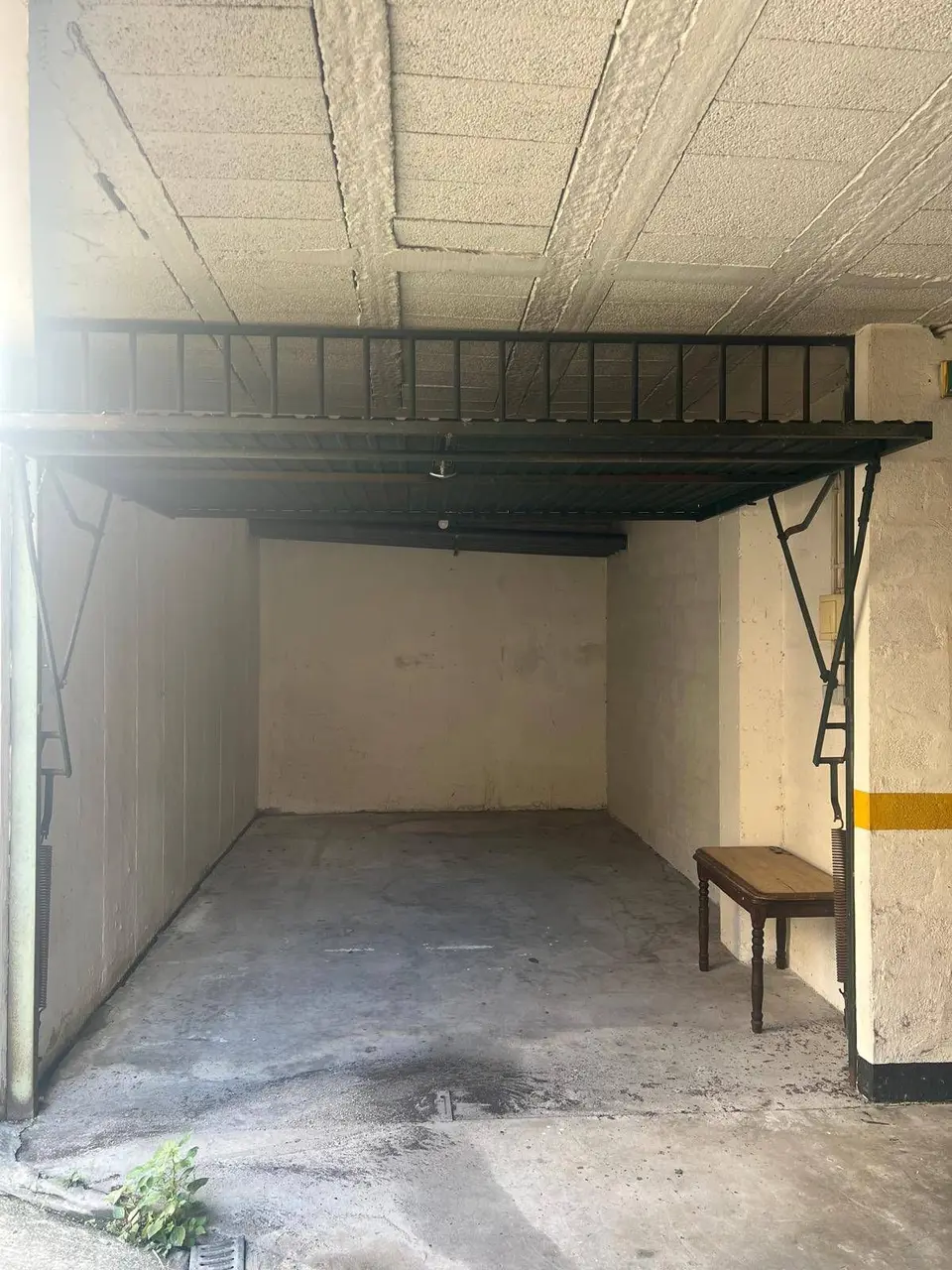 Land — Leiria