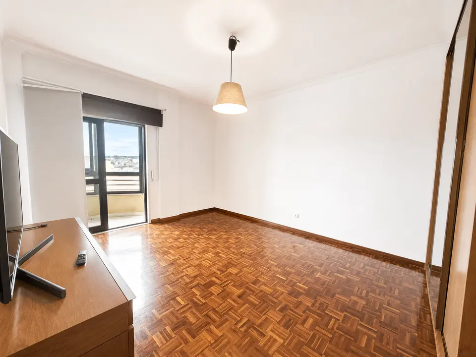 Apartment — 2 ch. — Agualva-Cacém